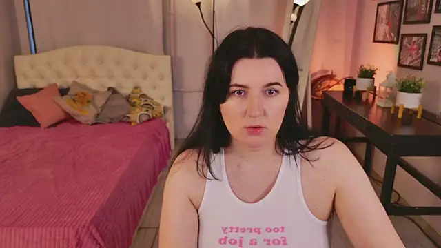 love me  tonight  online show from 11-13-25, 10:25