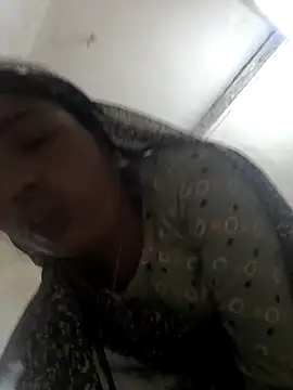 Hot raaani online show from 02-11-26, 11:37