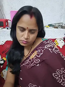 Hot-Riya001 online show from 05-28-26, 06:16