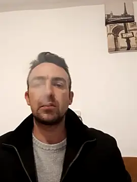 Snapshot of PopaOctavian chatting on 10-16-25, 10:11 PopaOctavian online show from 10-16-25, 10:11