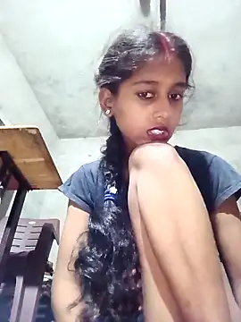 Snapshot of Saniye-143 chatting on 09-12-25, 04:40 Saniye-143 online show from 09-12-25, 04:40