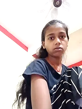 Snapshot of Saniye-143 chatting on 09-28-25, 03:34 Saniye-143 online show from 09-28-25, 03:34