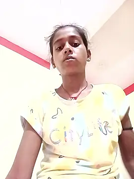 Snapshot of Saniye-143 chatting on 10-06-25, 04:59 Saniye-143 online show from 10-06-25, 04:59