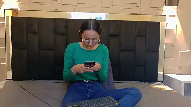 katalina07 1 online show from 11-07-25, 03:01