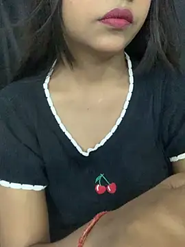 Snapshot of Rashi-48 chatting on 09-13-25, 09:09 Rashi-48 online show from 09-13-25, 09:09