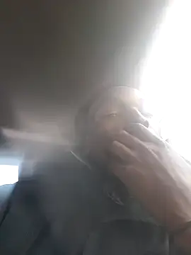 Snapshot of sex-machanic chatting on 11-27-25, 03:03 sex-machanic online show from 11-27-25, 03:03