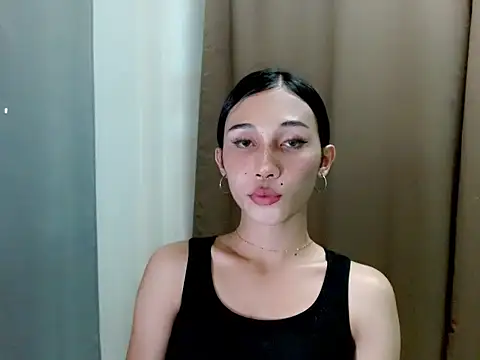 Urfucking khloe1 online show from 11-19-25, 05:18