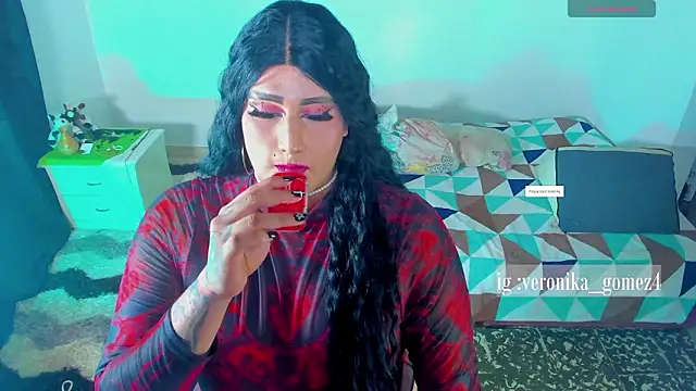 Sweetveronik 44 online show from 02-06-26, 08:01