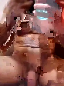 Snapshot of Golonzo1996 chatting on 10-16-25, 11:28 Golonzo1996 online show from 10-16-25, 11:28