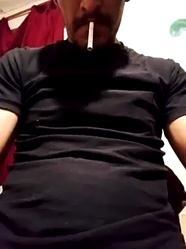 Snapshot of Golonzo1996 chatting on 10-27-25, 11:31 Golonzo1996 online show from 10-27-25, 11:31