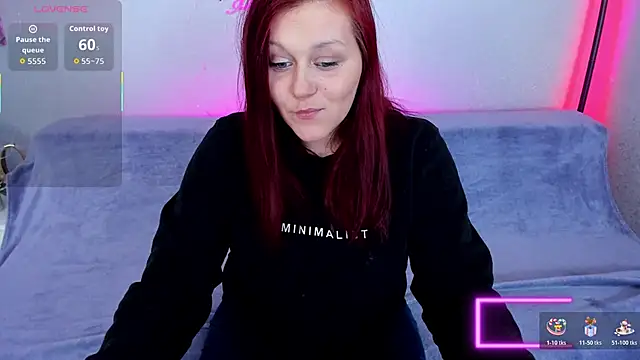 Alisawoods  online show from 02-08-26, 01:36