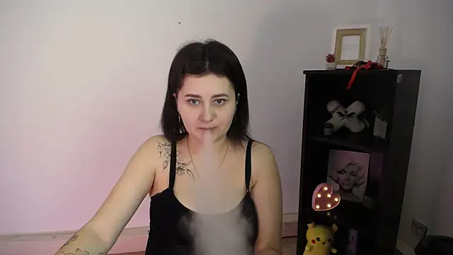 Katrin kiss  online show from 11-30-25, 02:21