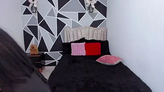 valeria-duarte online show from 01-18-26, 08:01