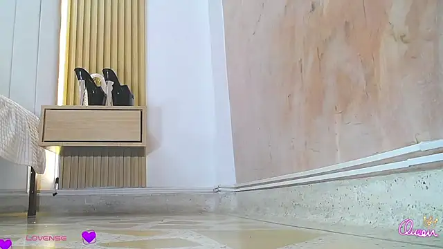 WildScarlet online show from 04-18-26, 07:07