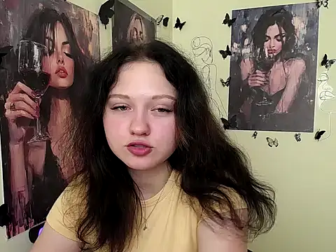 Snapshot of LadyAlice_ chatting on 09-15-25, 06:02 LadyAlice  online show from 09-15-25, 06:02