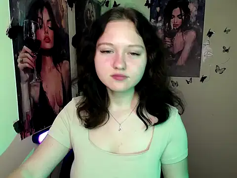 Snapshot of LadyAlice_ chatting on 10-11-25, 06:12 LadyAlice  online show from 10-11-25, 06:12