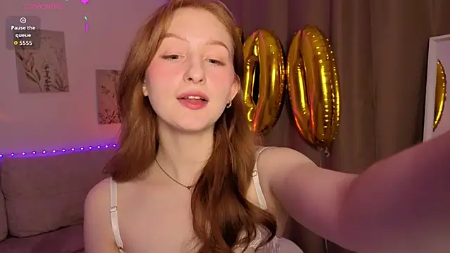 Betty Twinkle online show from 11-07-25, 10:54