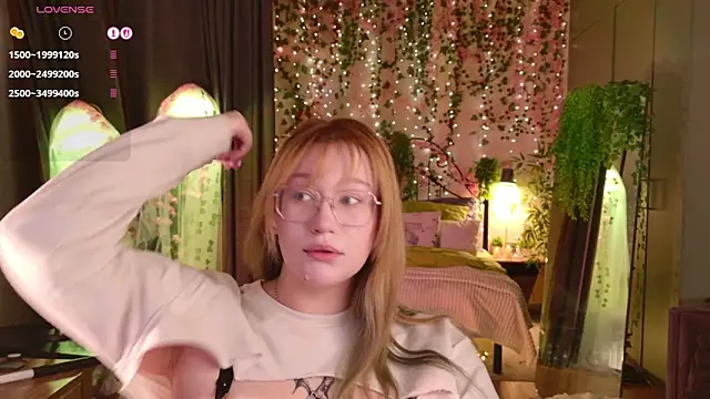 Morvelyn online show from 03-16-26, 07:18