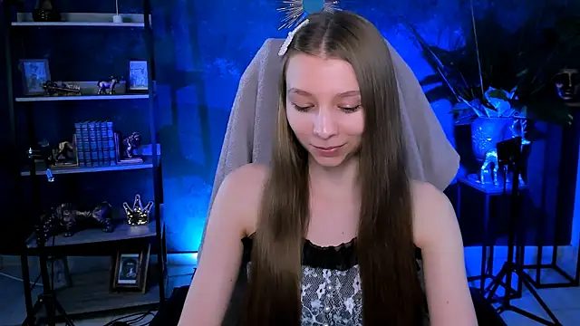 Snapshot of JulieDaniel chatting on 06-18-26, 09:14 JulieDaniel online show from 06-18-26, 09:14