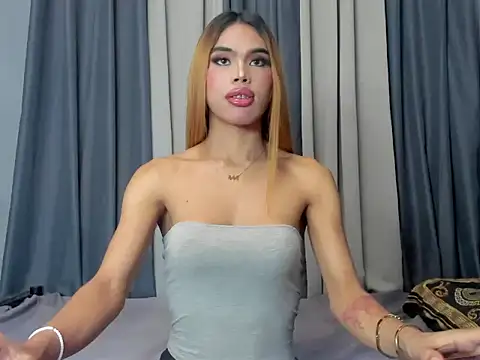 Snapshot of Shanexxgoddess chatting on 04-23-26, 05:48 Shanexxgoddess online show from 04-23-26, 05:48