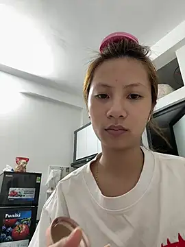 Lil-Gi online show from 05-26-26, 10:00