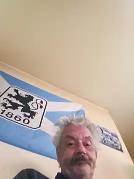 Snapshot of Fonse1860 chatting on 11-11-25, 07:41 Fonse1860 online show from 11-11-25, 07:41