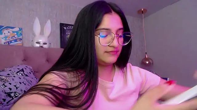 laurenelove online show from 11-10-25, 03:05