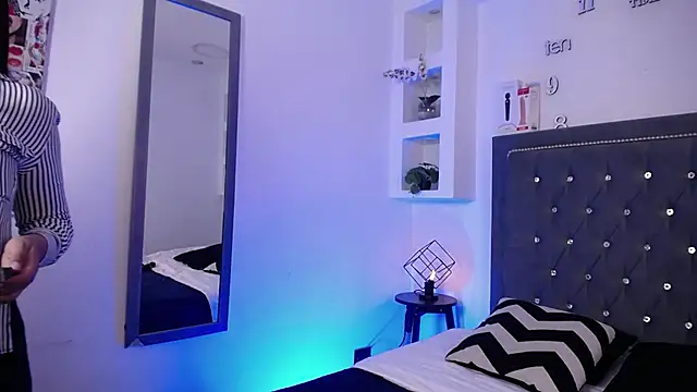 MelissaRhodes online show from 12-02-25, 08:59