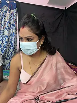 Lovlycouple1 online show from 02-08-26, 05:49