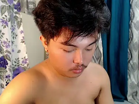 Snapshot of Lustfulljohnx chatting on 06-21-26, 02:19 Lustfulljohnx online show from 06-21-26, 02:19