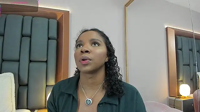 Snapshot of LisaMendez chatting on 02-28-26, 01:06 LisaMendez online show from 02-28-26, 01:06