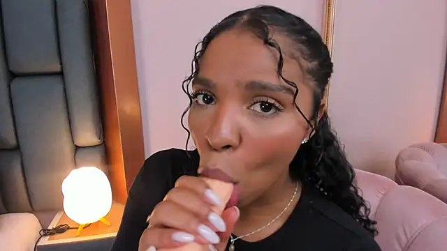 LisaMendez online show from 03-13-26, 11:55