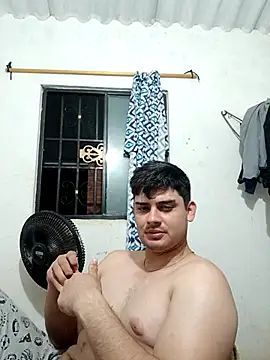 Snapshot of fromero27 chatting on 10-24-25, 02:19 fromero27 online show from 10-24-25, 02:19