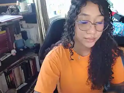 clitia xx online show from 03-31-26, 10:10