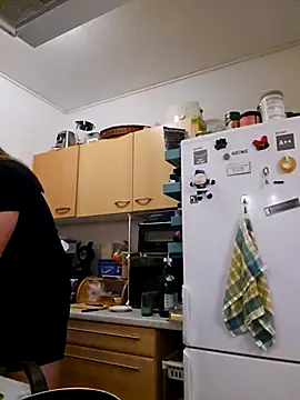 Snapshot of Atawolf87 chatting on 11-17-25, 09:37 Atawolf87 online show from 11-17-25, 09:37