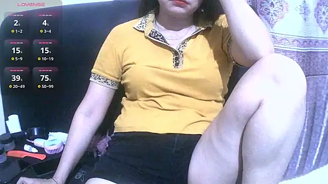Snapshot of Owe_chan chatting on 07-01-26, 09:33 Owe chan online show from 07-01-26, 09:33