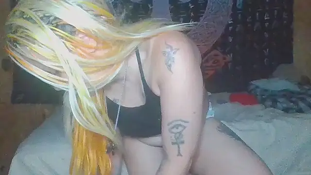 Snapshot of ChaosLovi chatting on 08-02-26, 03:49 ChaosLovi online show from 08-02-26, 03:49