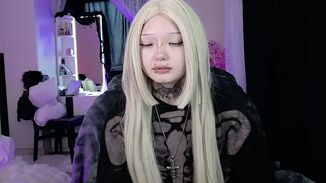 Snapshot of Lein_Bone chatting on 05-15-26, 11:56 Lein Bone online show from 05-15-26, 11:56