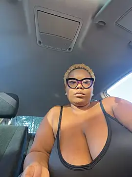 Snapshot of thekinkycoach chatting on 11-02-25, 01:46 thekinkycoach online show from 11-02-25, 01:46