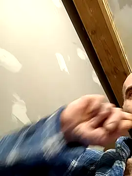 Snapshot of KissMeAss9387 chatting on 10-29-25, 10:33 KissMeAss9387 online show from 10-29-25, 10:33