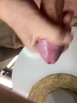 Jonny Agatha online show from 04-11-26, 05:28