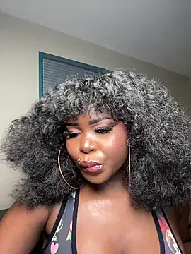 Snapshot of WomanNextdoor1 chatting on 02-21-26, 09:10 WomanNextdoor1 online show from 02-21-26, 09:10