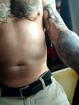 ShawnandDani7074 online show from 03-26-26, 04:56