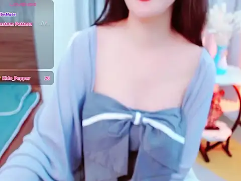 Snapshot of girlsweets2277 chatting on 09-22-25, 04:58 girlsweets2277 online show from 09-22-25, 04:58