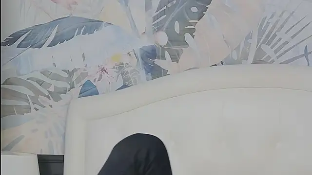 MarilynNova online show from 03-27-26, 06:52