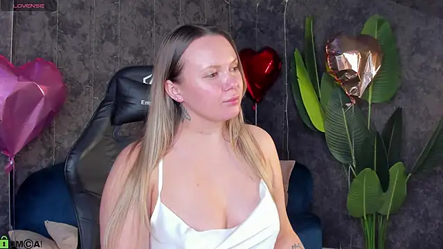 Snapshot of Dakota_Campbell chatting on 02-25-26, 10:03 Dakota Campbell online show from 02-25-26, 10:03