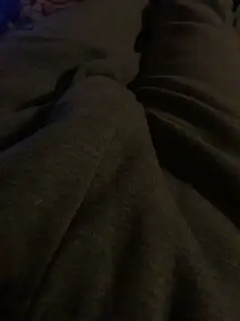 MuzzyFacing online show from 02-05-26, 05:06