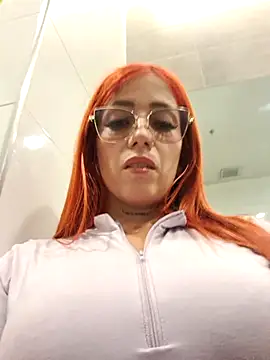 Alis xxx online show from 02-19-26, 07:10