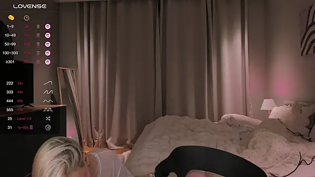 sashaloveyou online show from 04-06-26, 08:21