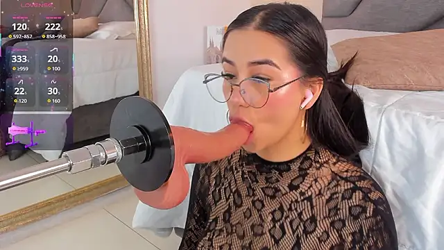 Jazmiinee online show from 03-11-26, 08:26